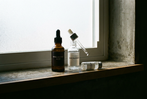 Best Ingredients to Pair With Spicules (Hyaluronic Acid, Niacinamide, Vitamin C)
